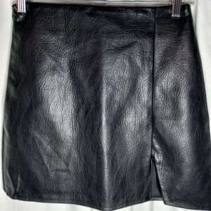NWT XS Old Navy Black Faux Leather Miniskirt  Scandi Y2K Goth Punk Indie Sleeze